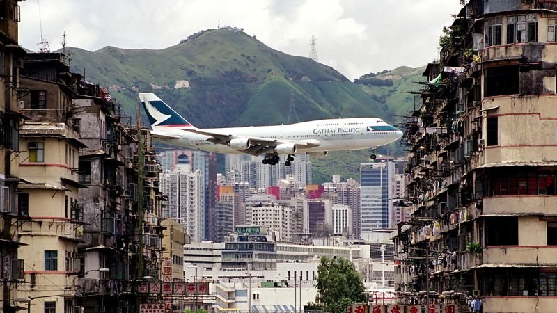 KÝ ỨC VỀ SÂN BAY KHÓ HẠNH CÁNH NHẤT THẾ GIỚI ! 