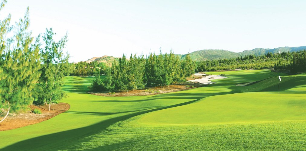 SÂN GOLF - NƠI RA ĐỜI CỦA NHỮNG HỢP ĐỒNG TRIỆU USD ? 