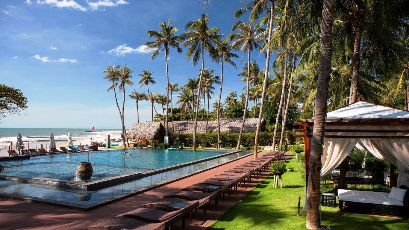 RESORT TỪNG BỊ KHOA PUG TỐ LỪA ĐẢO - KÍN PHÒNG DỊP LỄ ! 